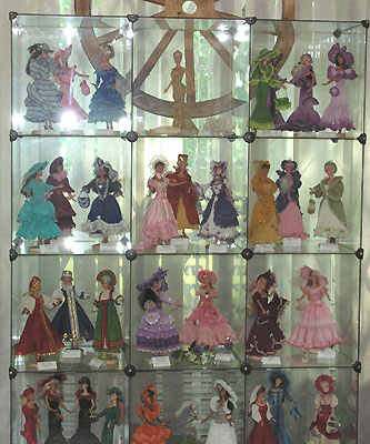Куклы в вязанной одежде
